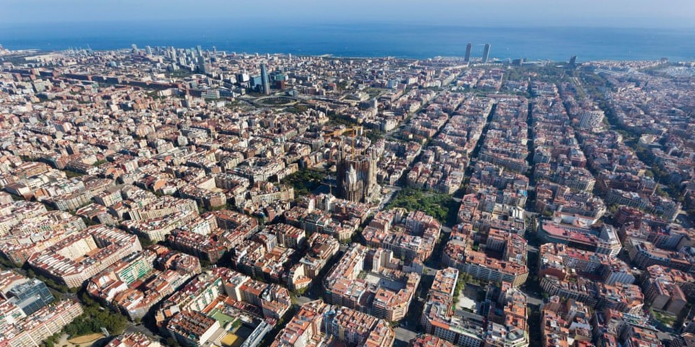 Barcelona’s SuperBlocks: Urban Space and Mobility – a Cost Benefit Analysis Perspective